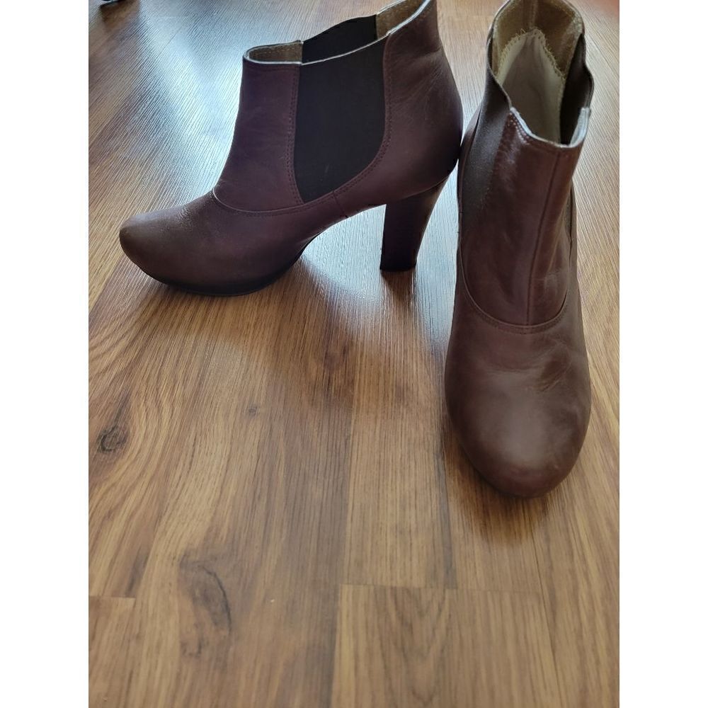 Carven Marroquineria Ankle Boots